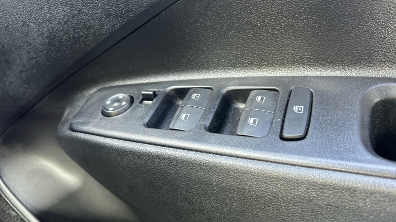 Hyundai i10 1.2 MPi SE Connect 5dr Petrol Hatchback